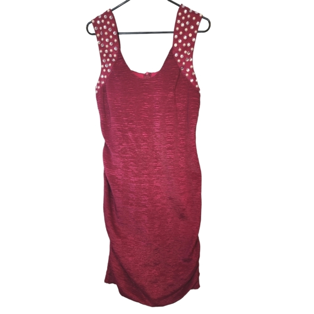 Daisy hot pink sleeveless fuscia dress with embellished thick straps. L